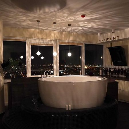 Sky Flat Jacuzzi 27 Floor Apartment Klaipėda Exterior foto